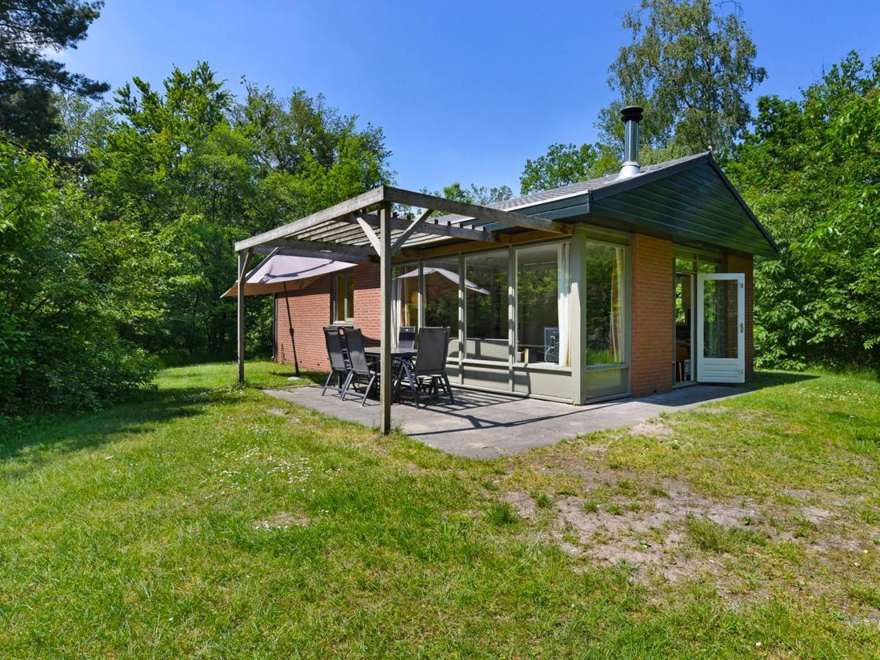 Luxury 4-Person Bungalow In The Holiday Park Landal Twenhaarsveld Holten Exterior foto