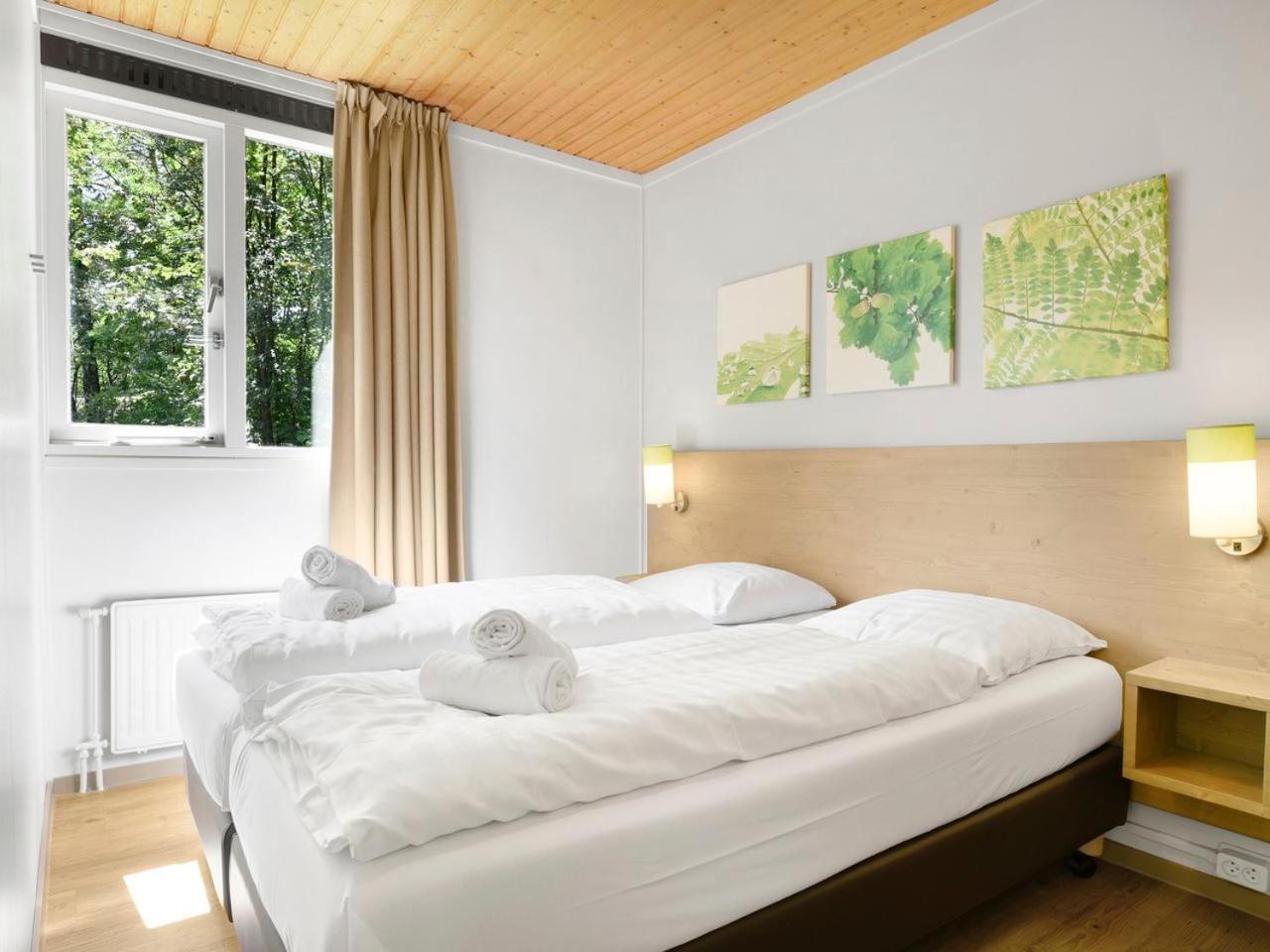 Luxury 4-Person Bungalow In The Holiday Park Landal Twenhaarsveld Holten Habitación foto