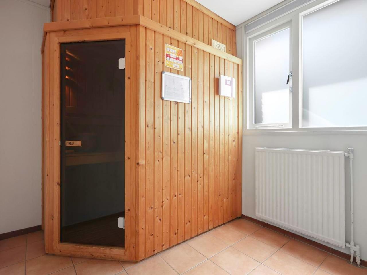 Luxury 4-Person Bungalow In The Holiday Park Landal Twenhaarsveld Holten Habitación foto