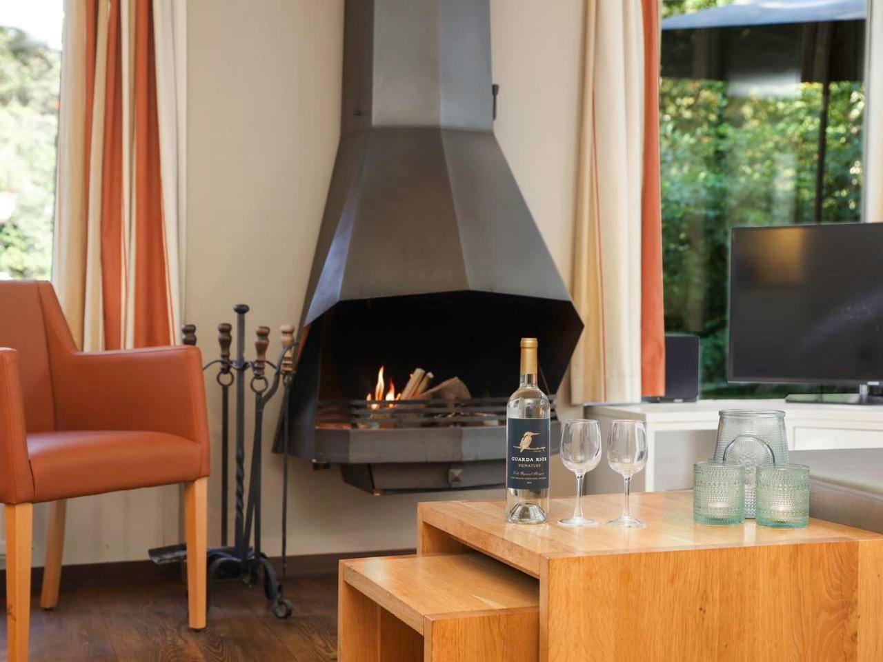 Luxury 4-Person Bungalow In The Holiday Park Landal Twenhaarsveld Holten Habitación foto