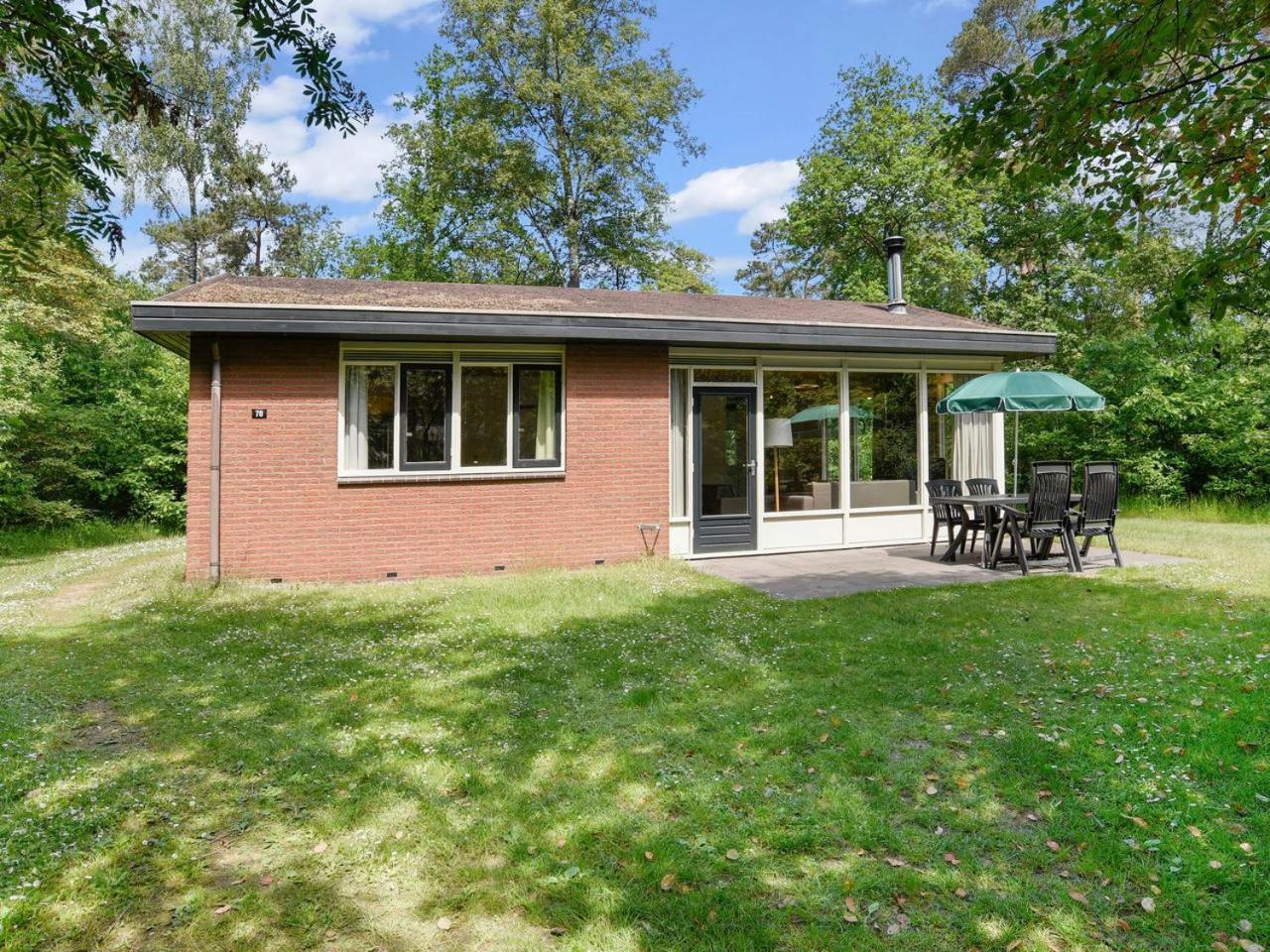 Luxury 4-Person Bungalow In The Holiday Park Landal Twenhaarsveld Holten Habitación foto